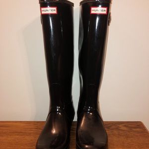 Hunter Tall Gloss Rain Boots